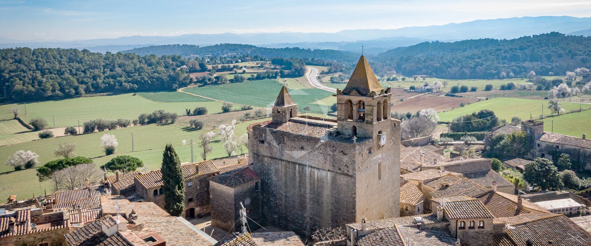 EMPORDÃ€ ESSENCE